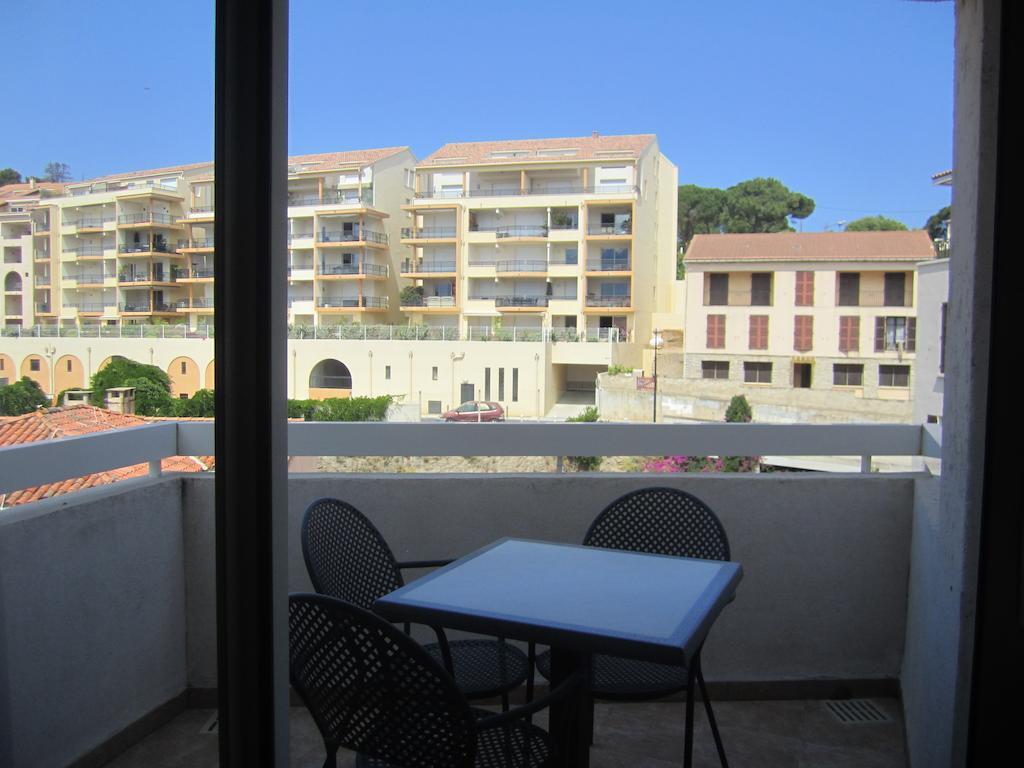 Hotel Le Rocher Calvi  Room photo